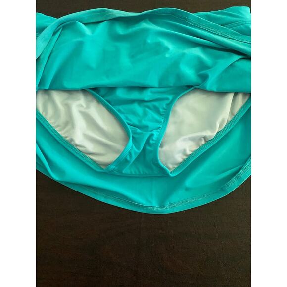 Land's End Women's Petite‎ Tummy Control Swim Skirt Turquoise Blue Size 10P - Picture 3 of 7